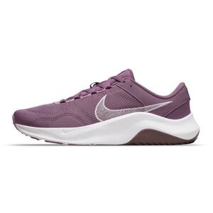 Nike Legend Essential 3 NN Women Training Shoes in size 8